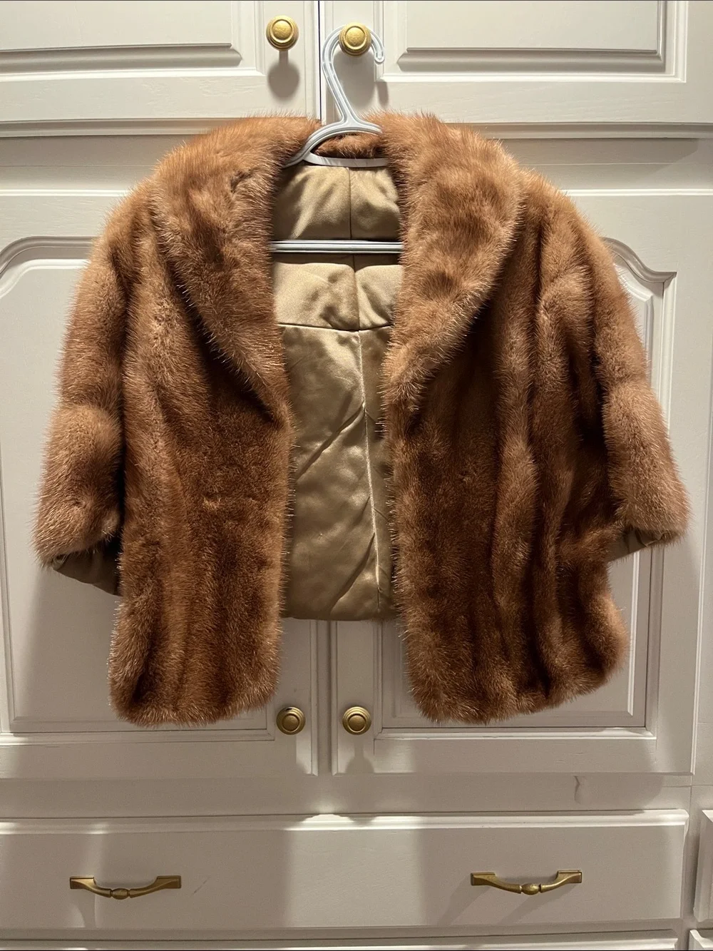 Women's Brown Mink Fur Shawl - Picture 1 of 8
